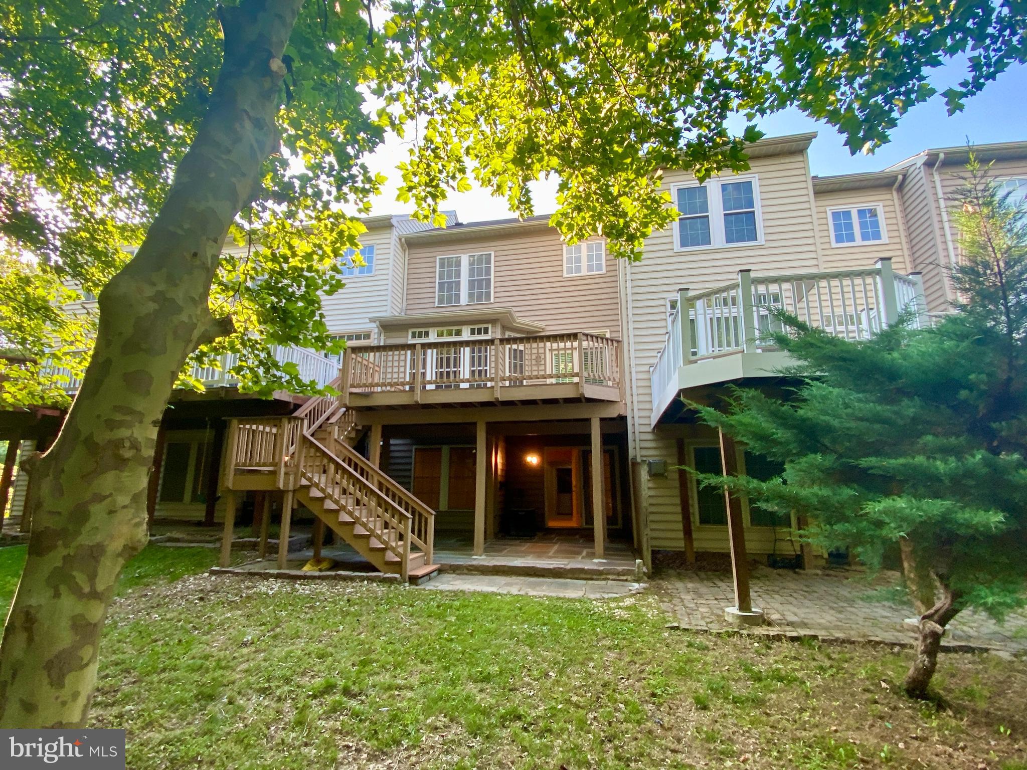 WAVERLY WOODS - Residential Lease