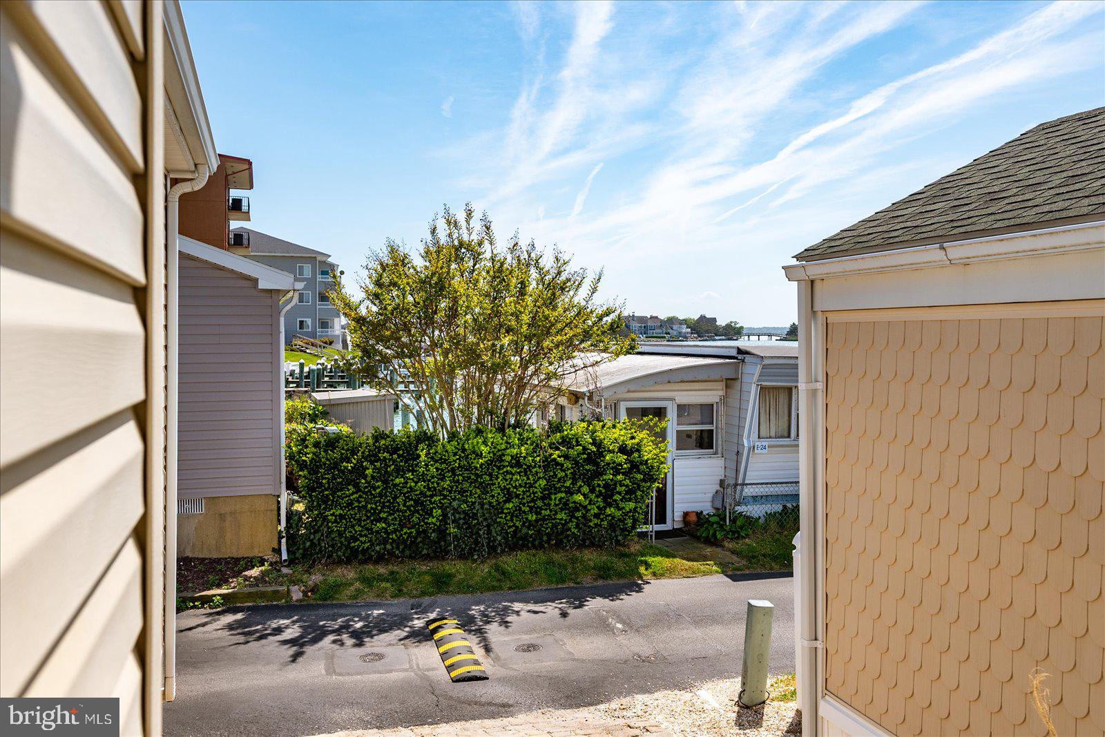 ISLE OF WIGHT TRAILER PK - Residential