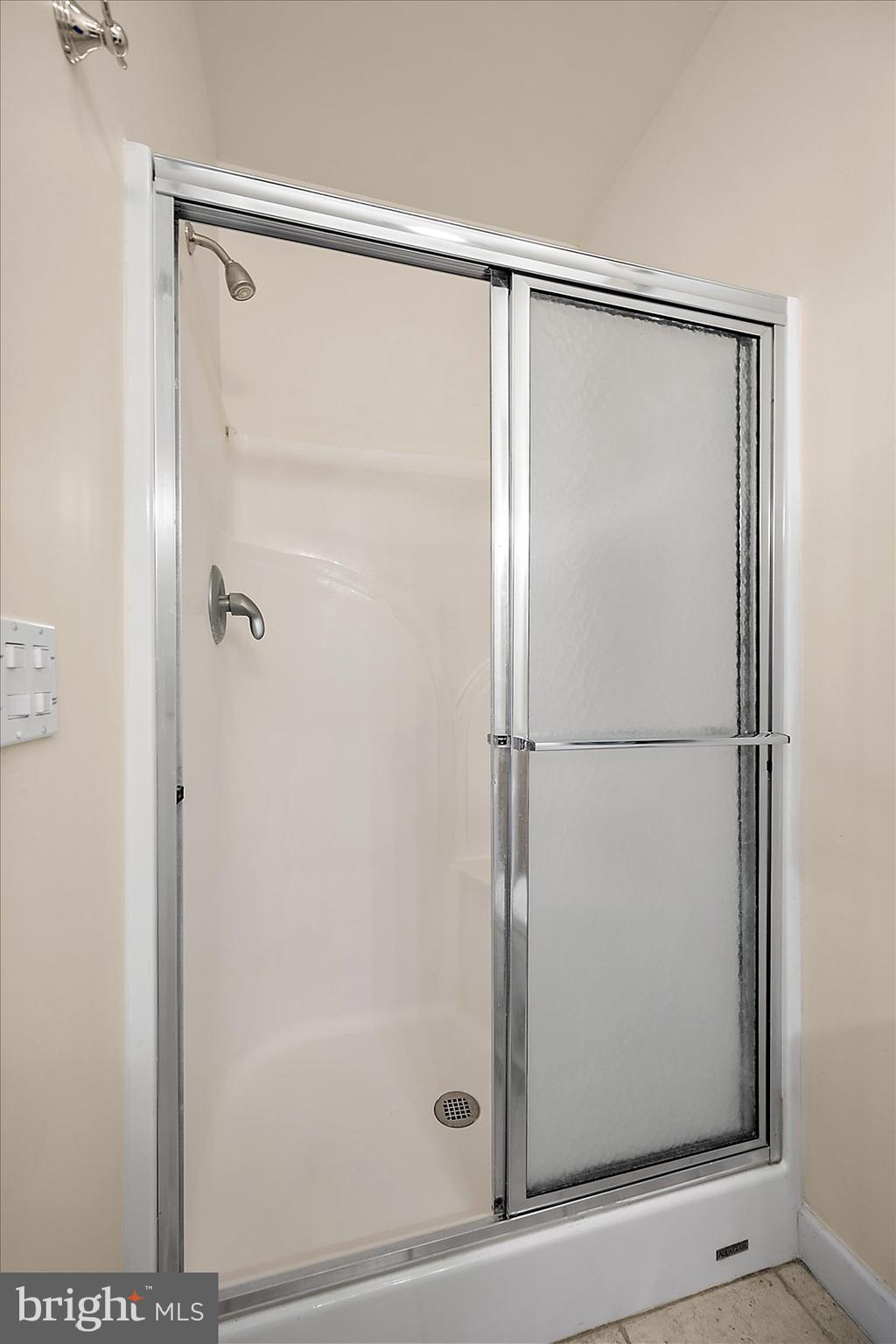 ISLE OF WIGHT TRAILER PK - Residential