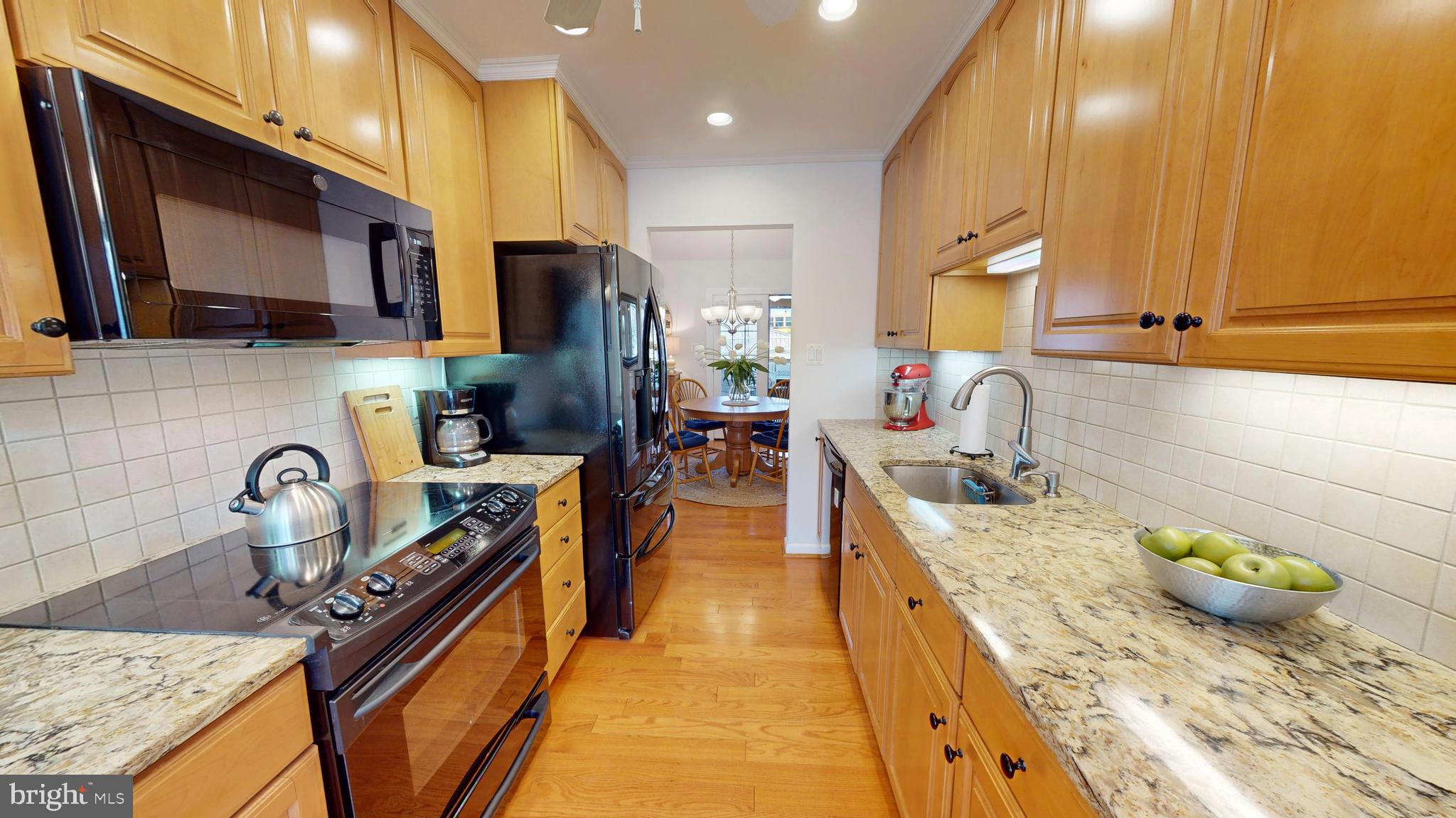 HICKORY FARMS - Residential