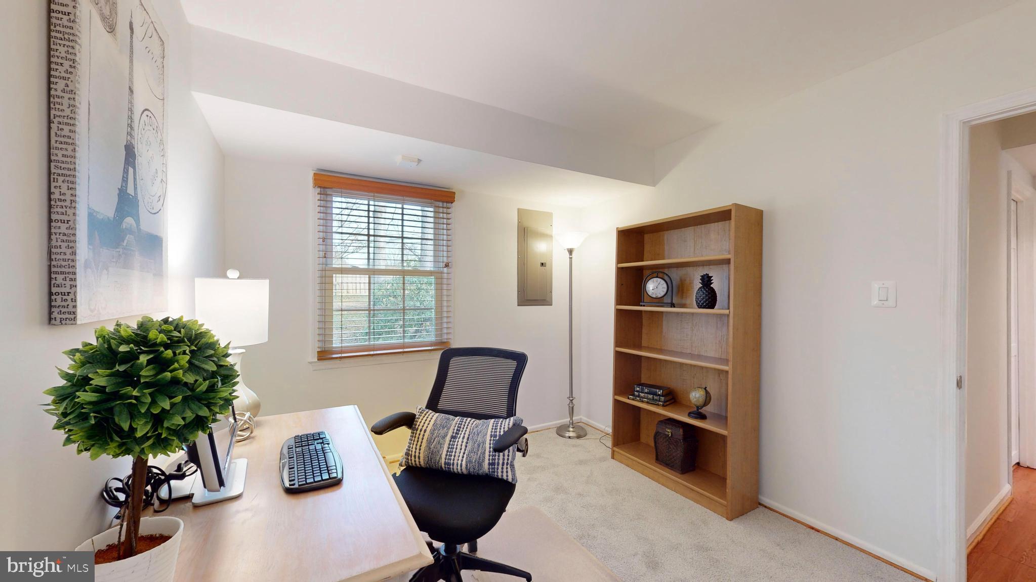 HICKORY FARMS - Residential