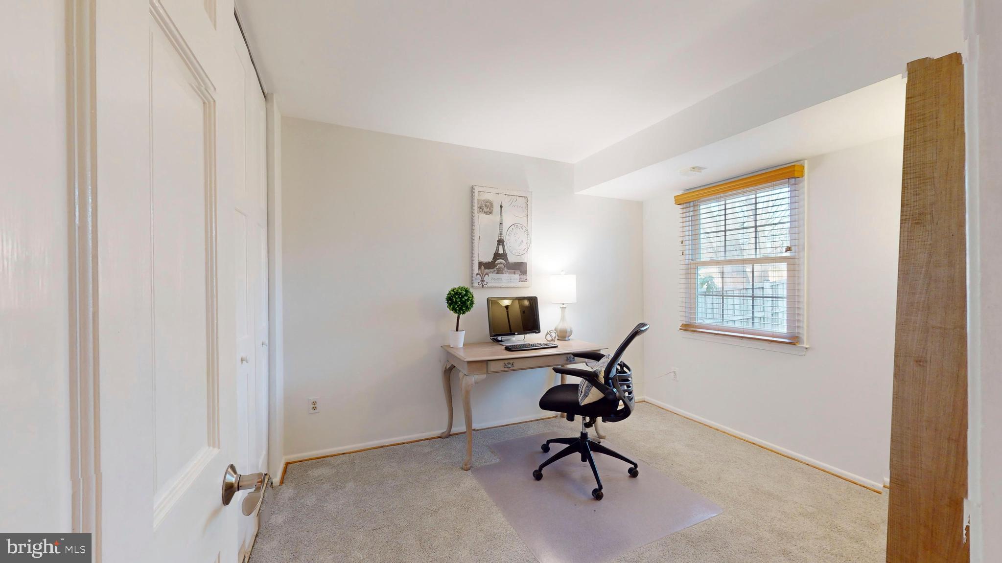 HICKORY FARMS - Residential