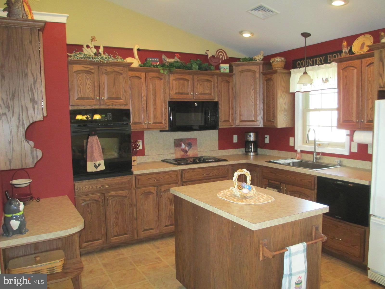 BROOKSHIRE - Residential