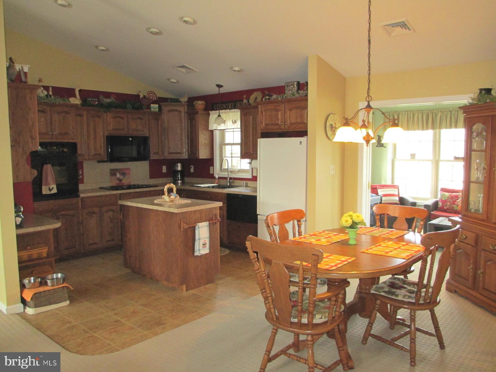 BROOKSHIRE - Residential