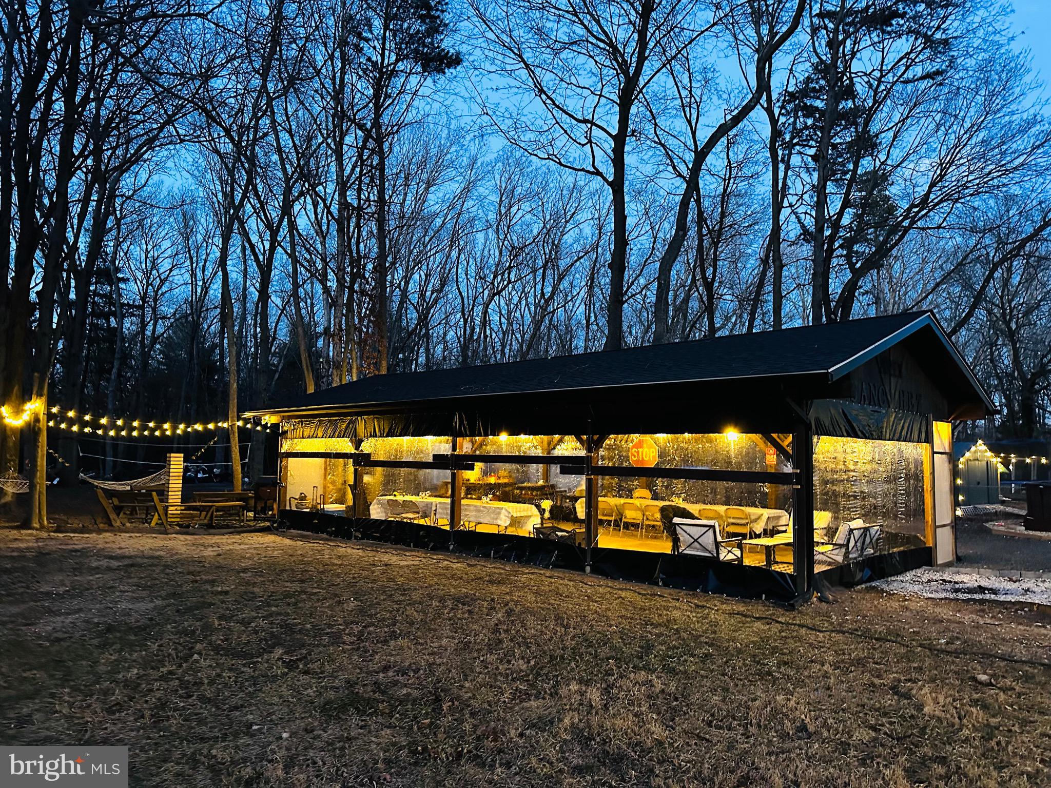 1001 NEW BROOKLYN ROAD