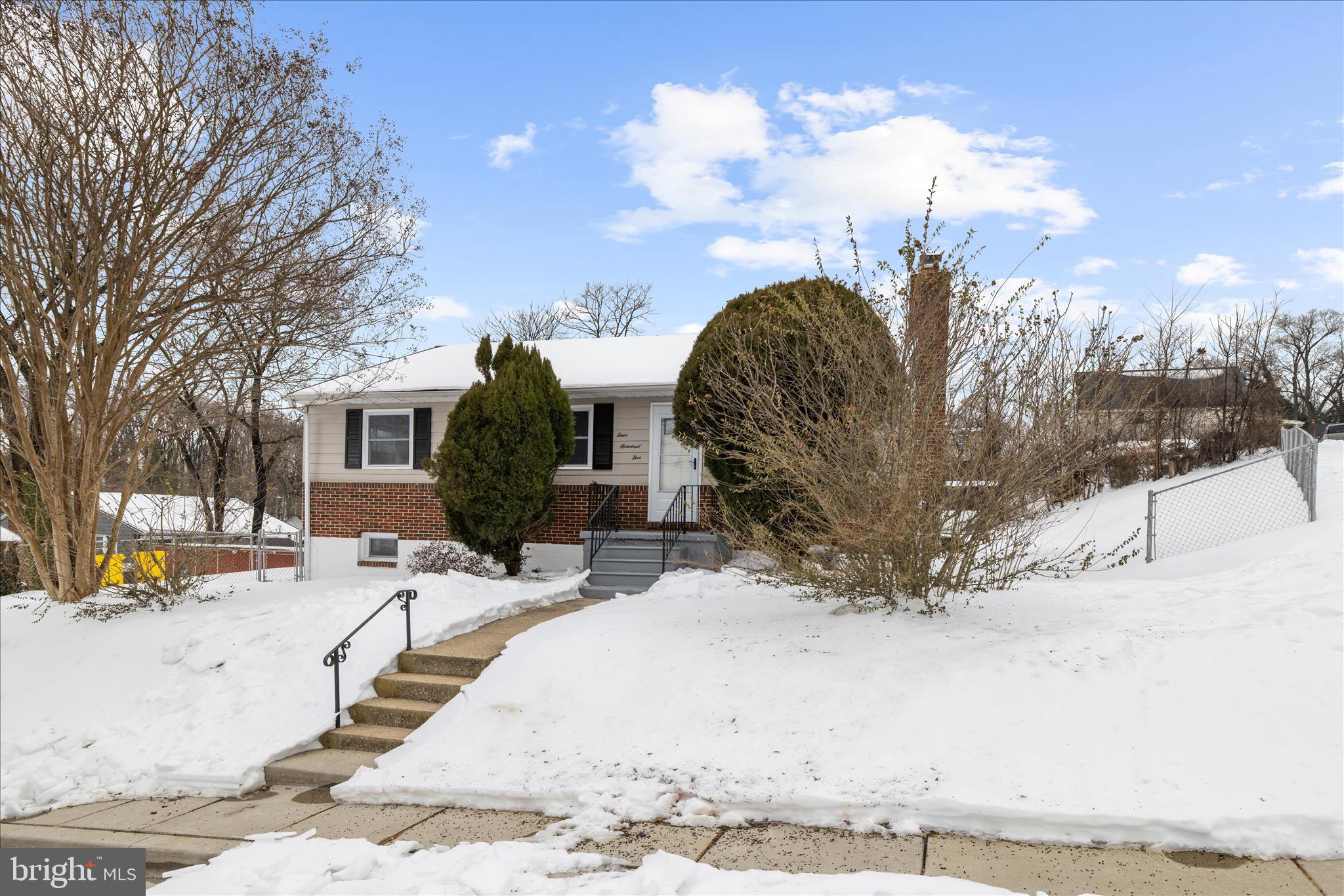 ROLAND TERRACE - Residential