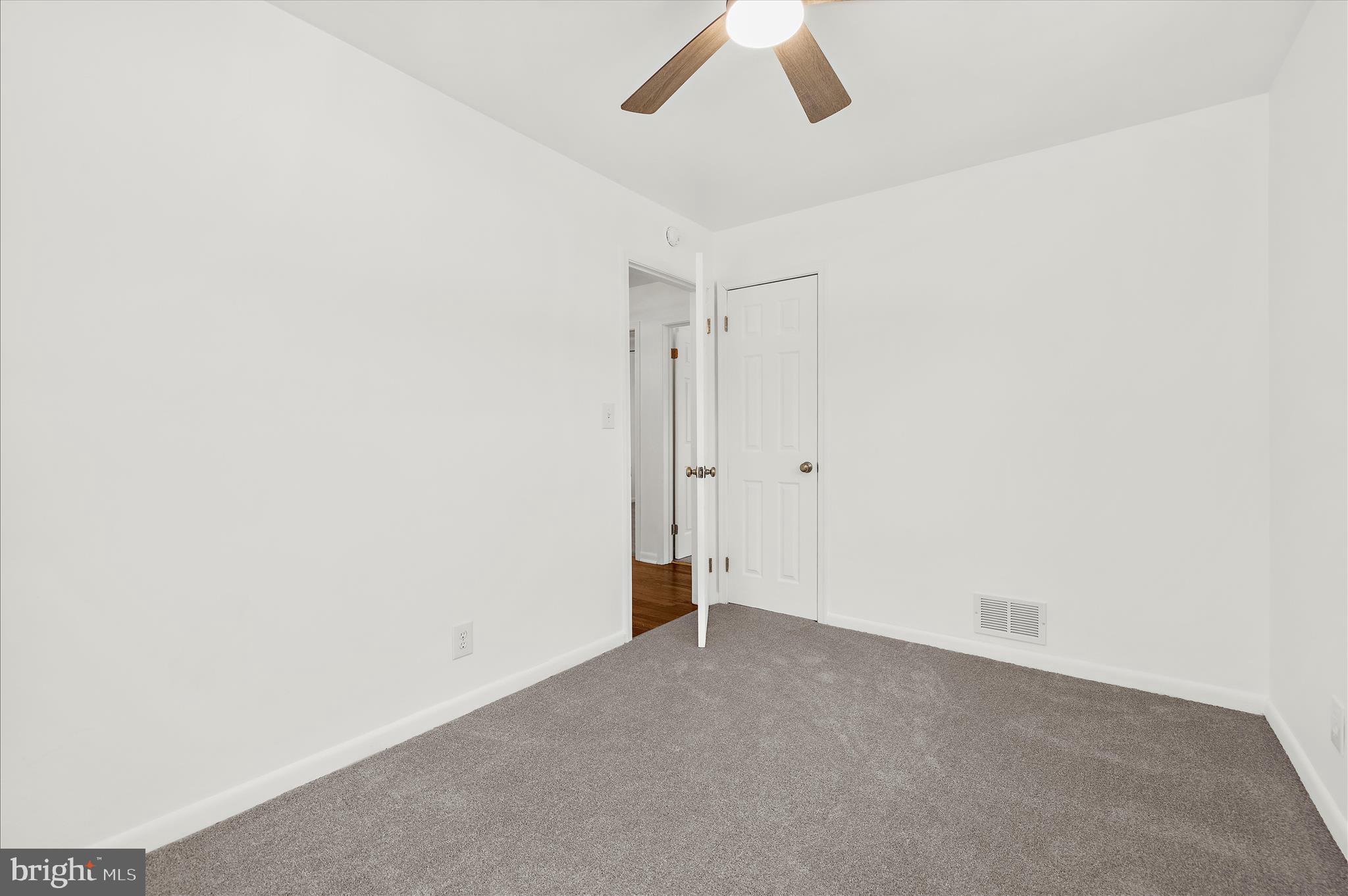 ROLAND TERRACE - Residential