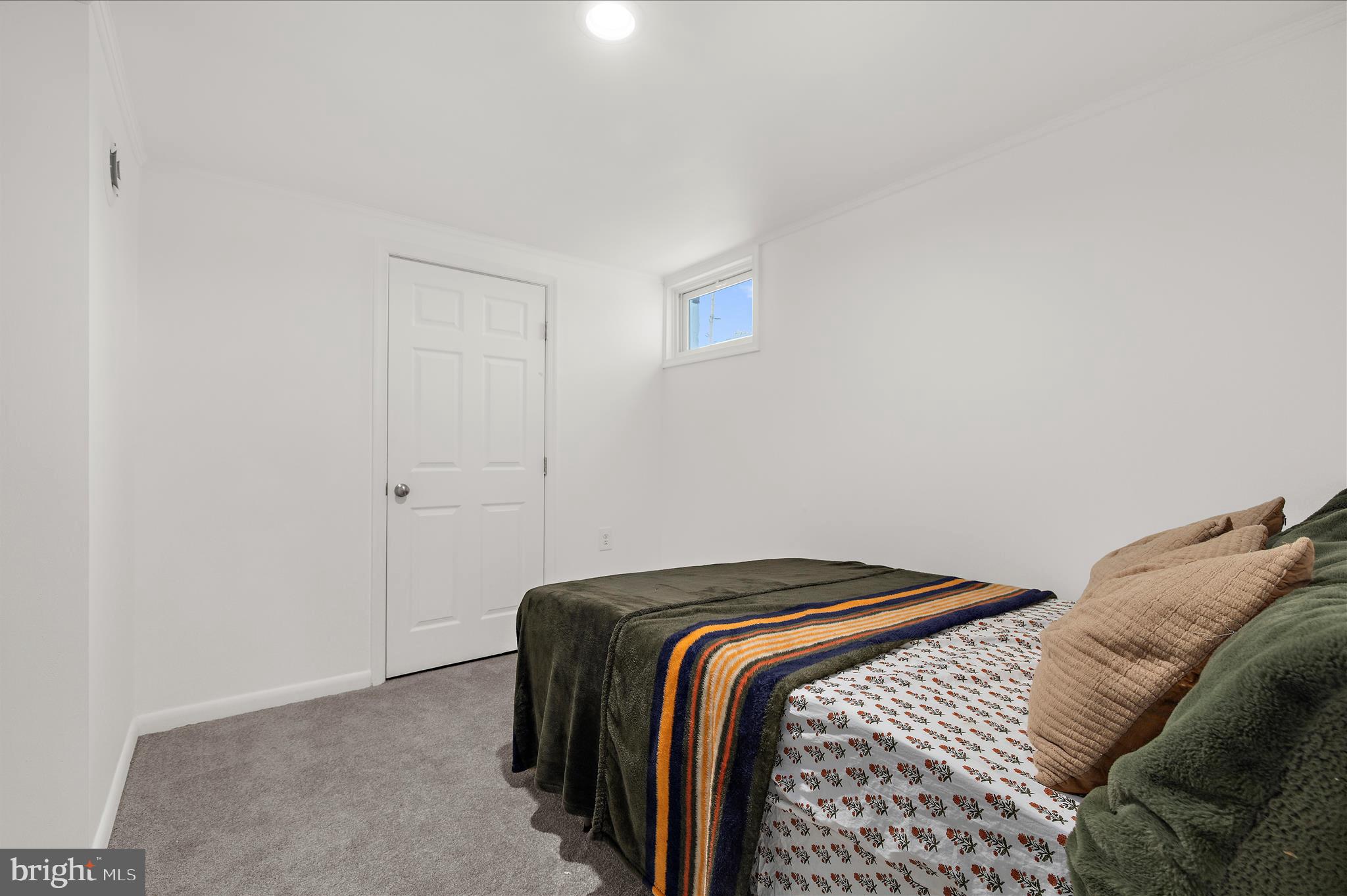 ROLAND TERRACE - Residential