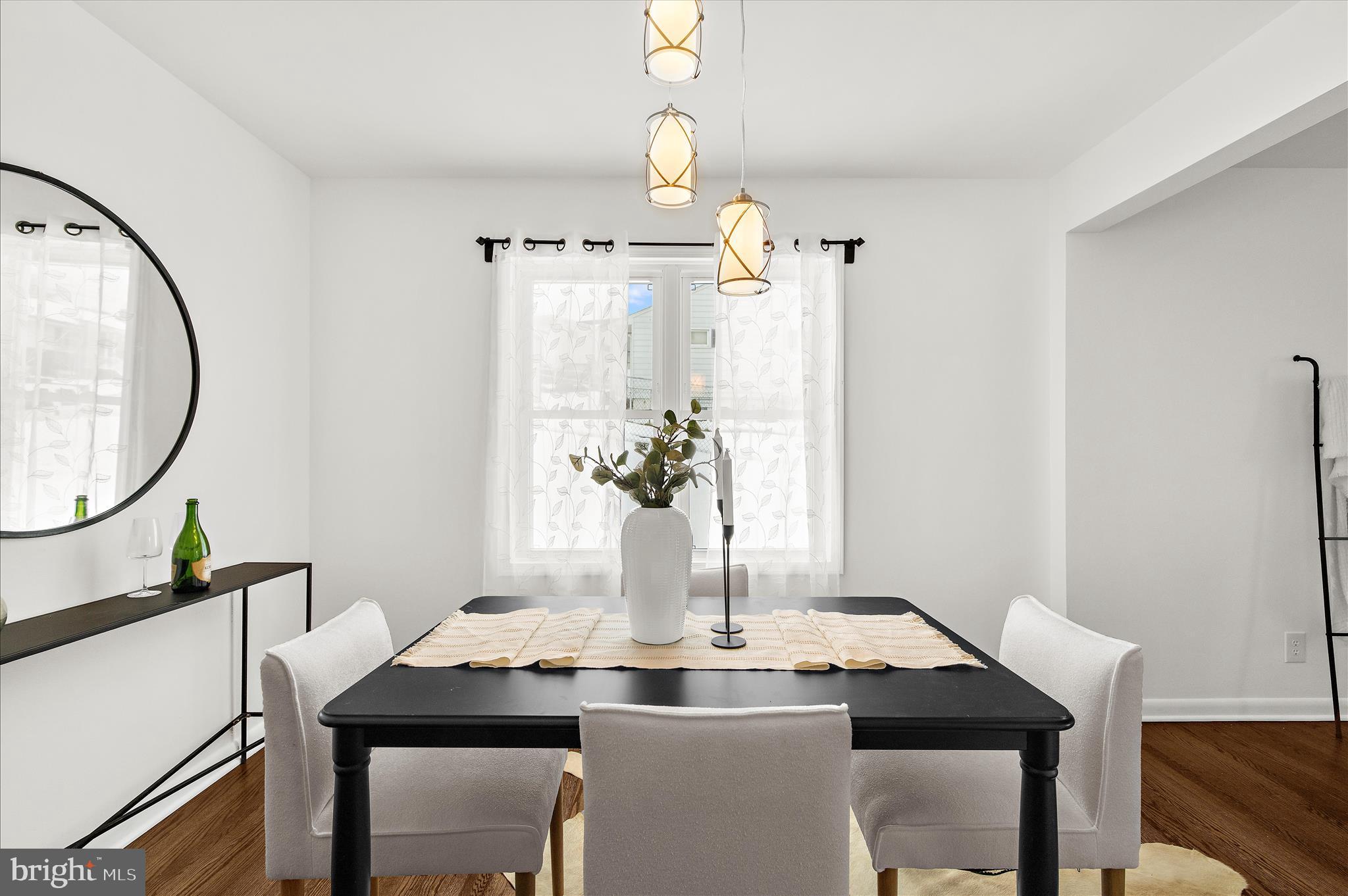 ROLAND TERRACE - Residential