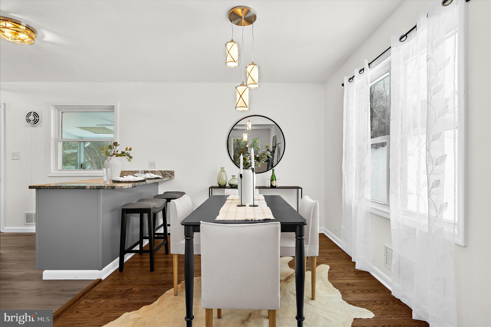 ROLAND TERRACE - Residential