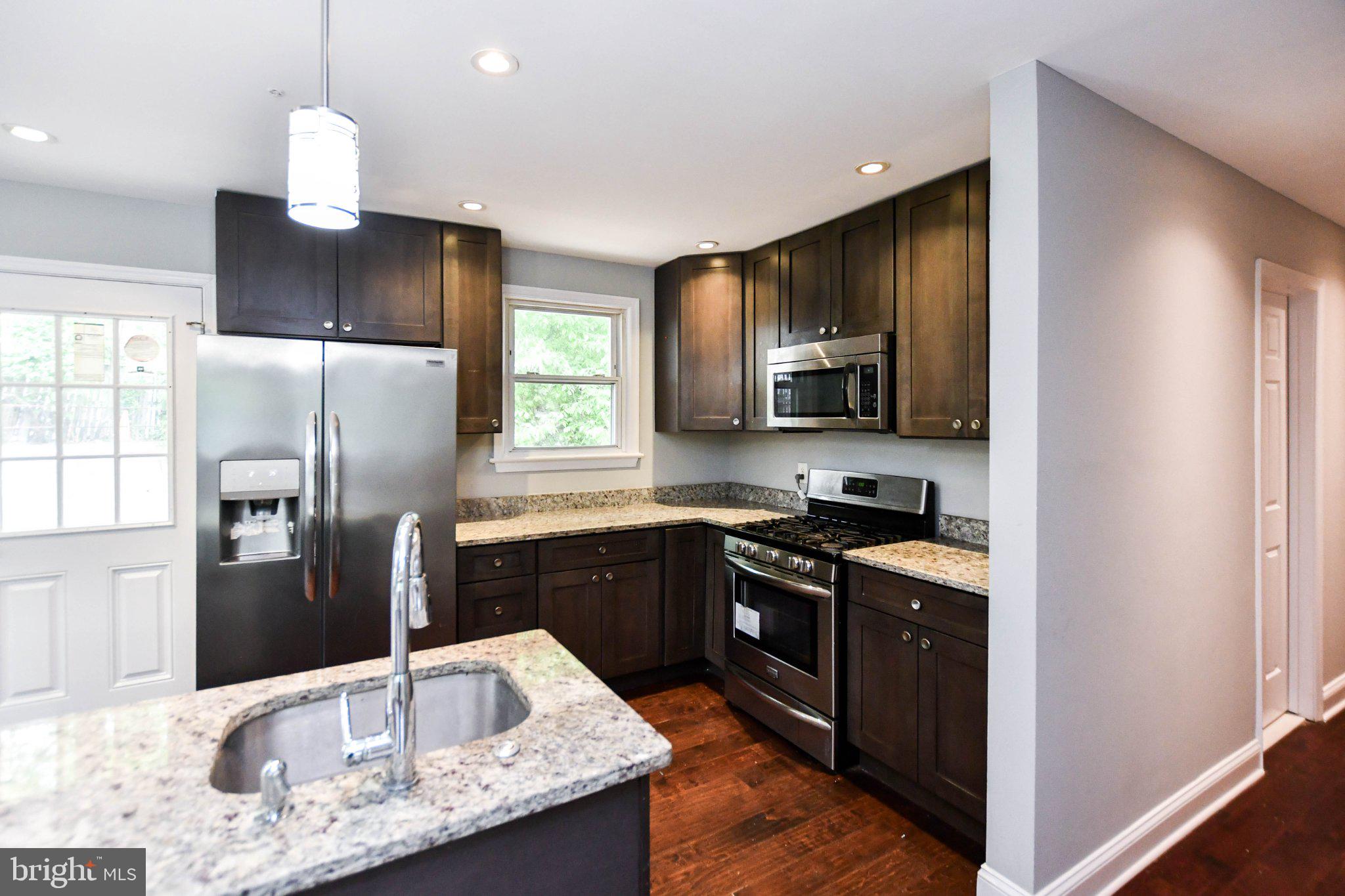 BRADBURY PARK - Residential