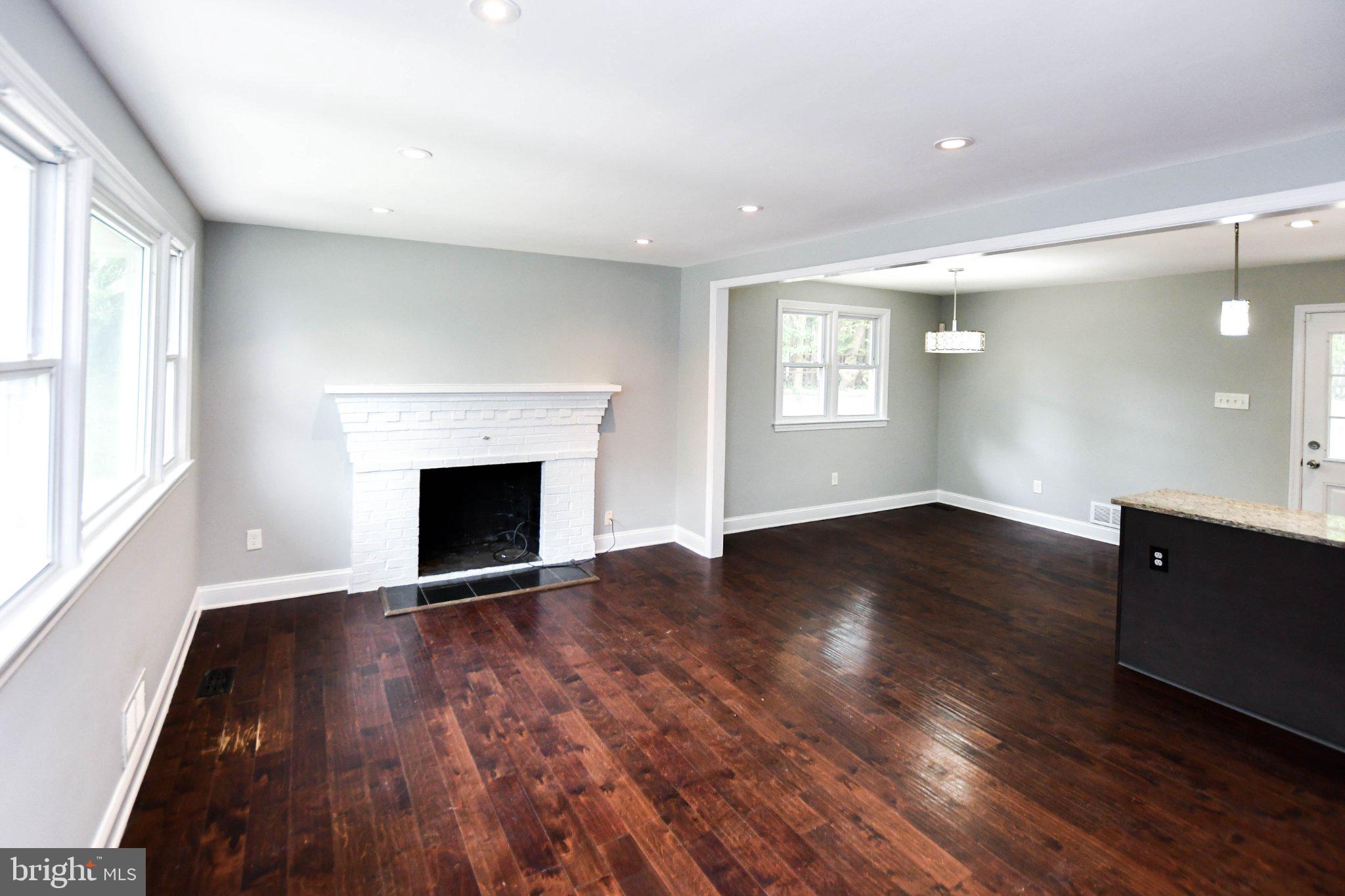 BRADBURY PARK - Residential