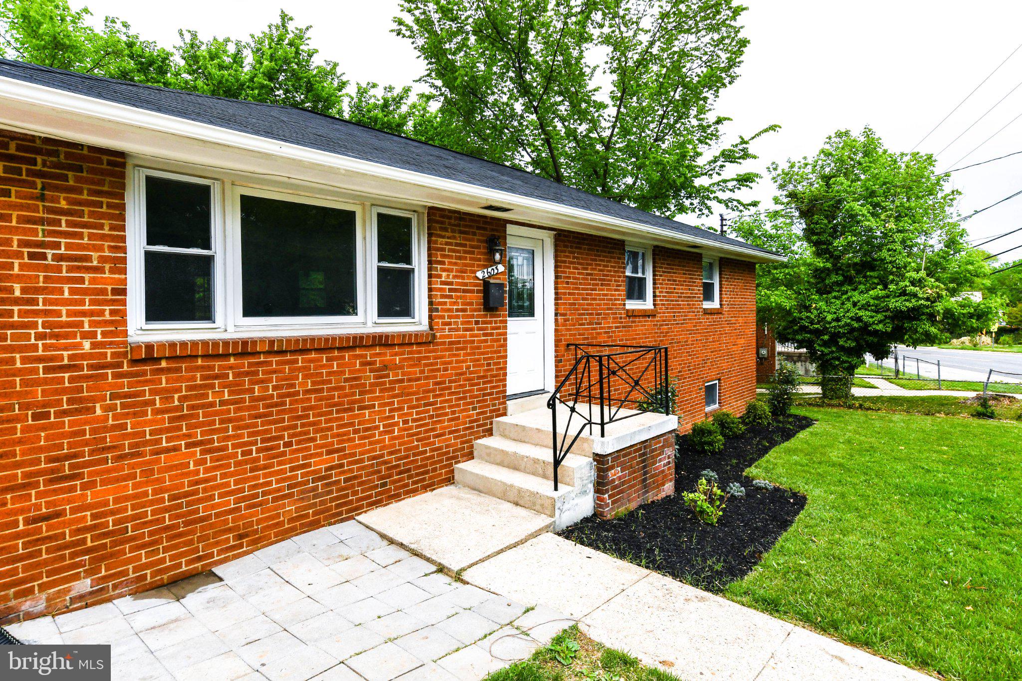 BRADBURY PARK - Residential