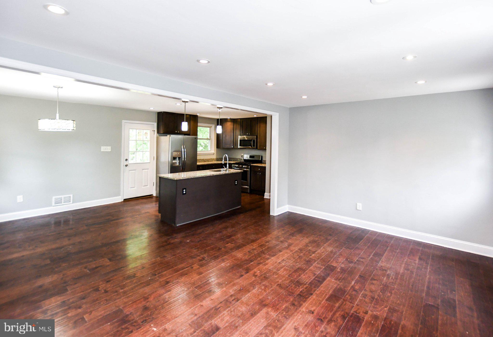 BRADBURY PARK - Residential