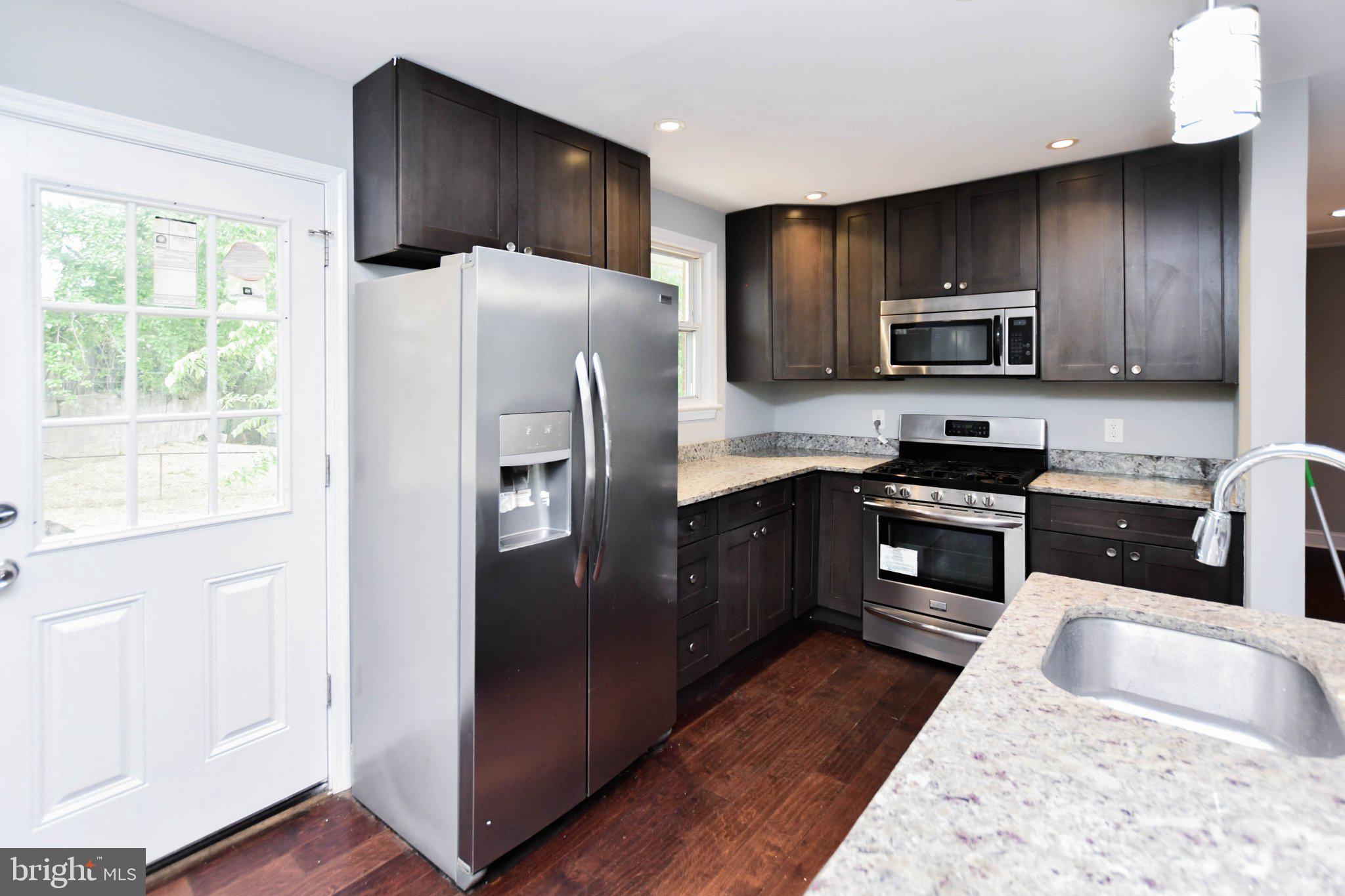 BRADBURY PARK - Residential