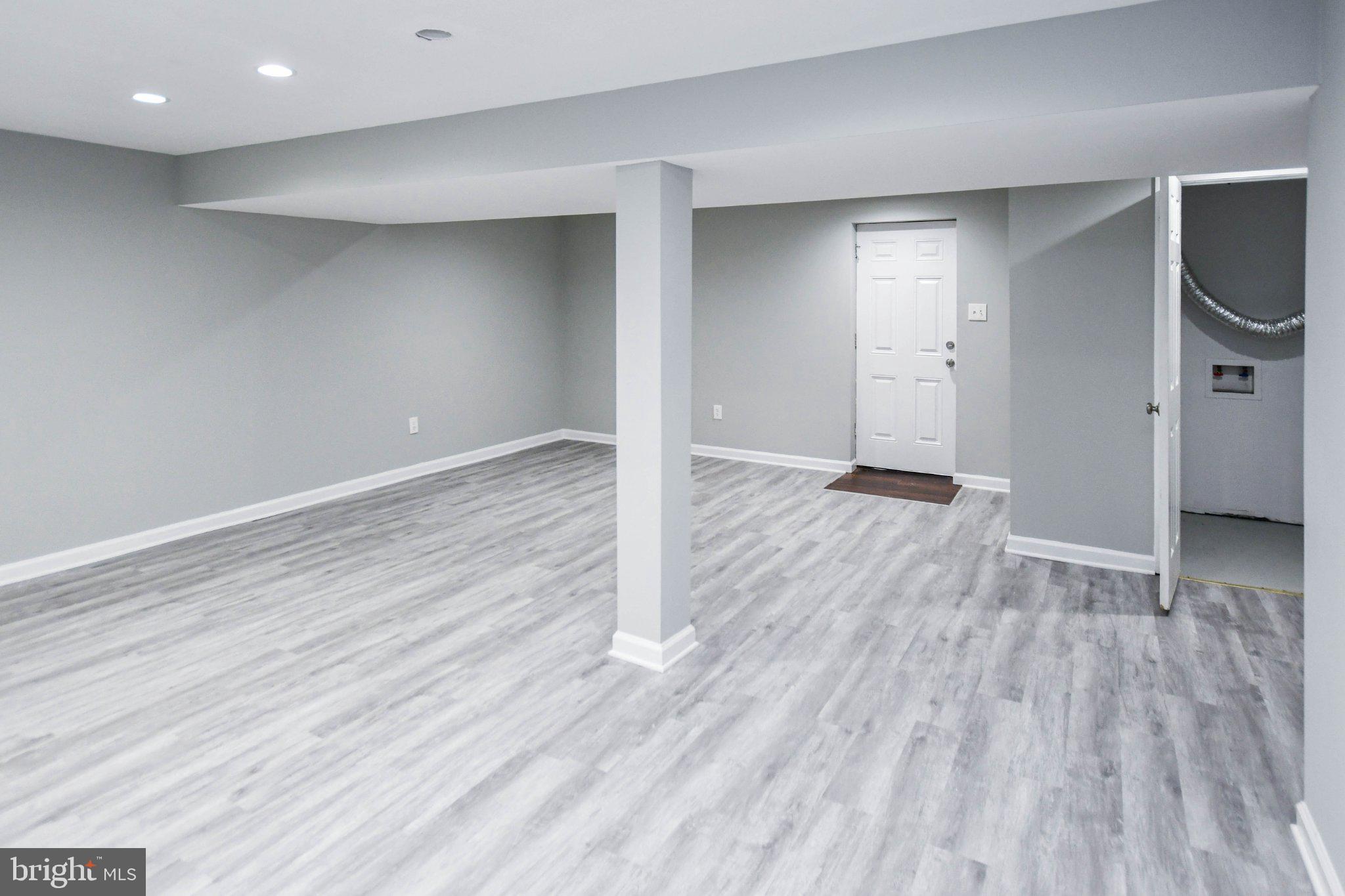 BRADBURY PARK - Residential