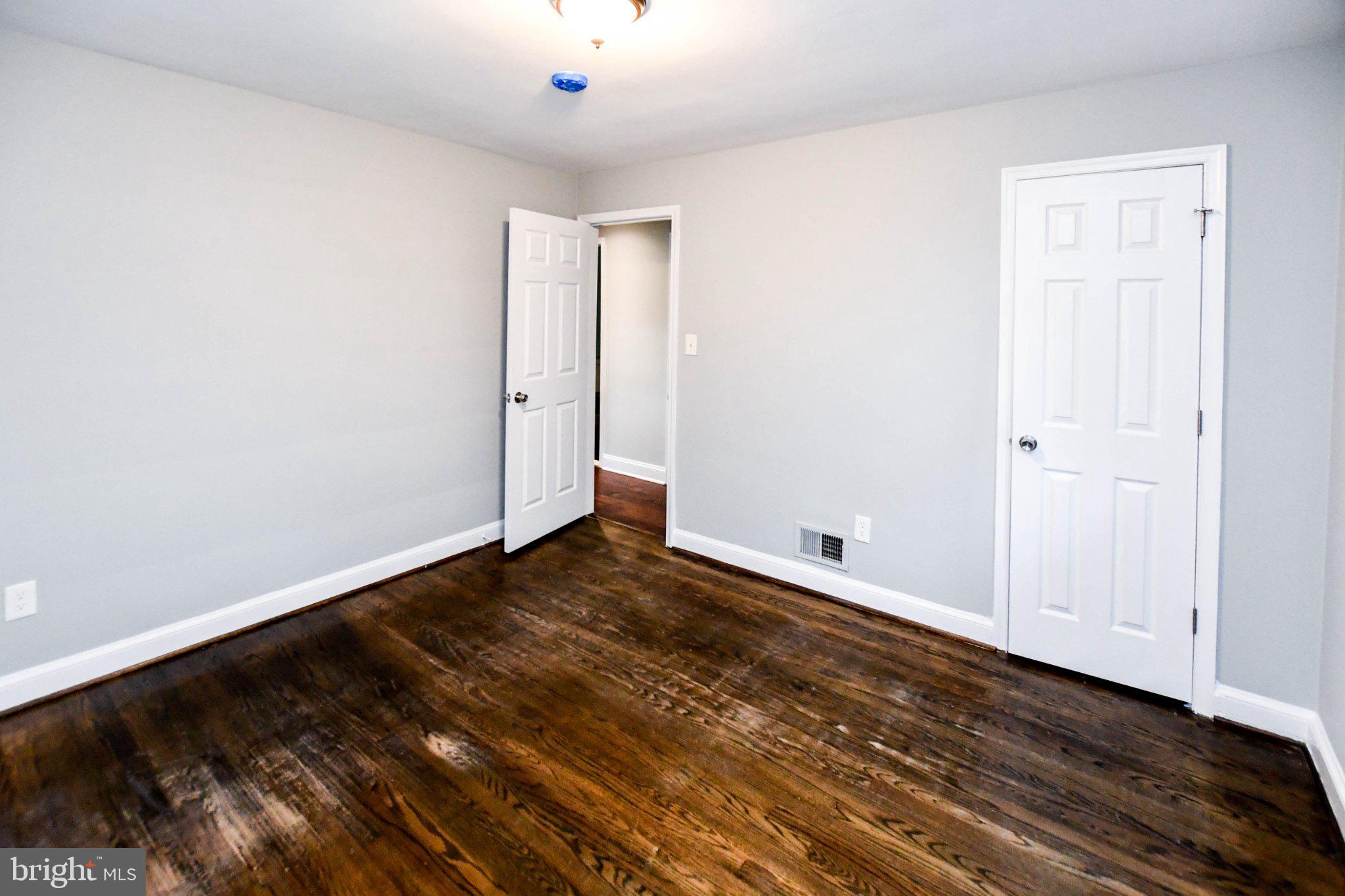 BRADBURY PARK - Residential