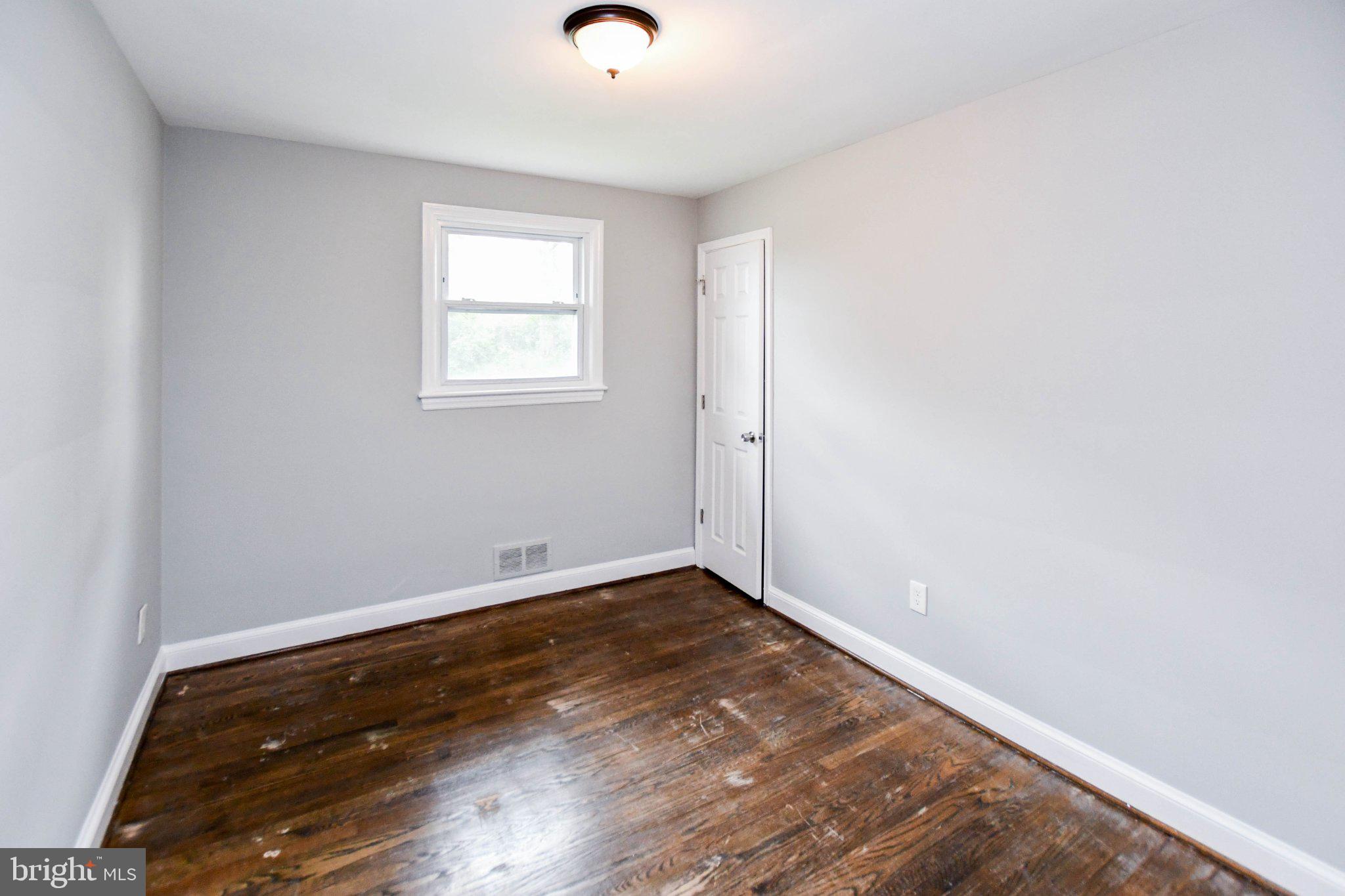 BRADBURY PARK - Residential