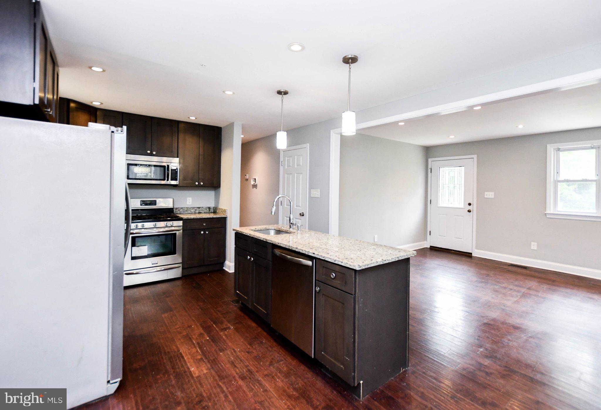 BRADBURY PARK - Residential