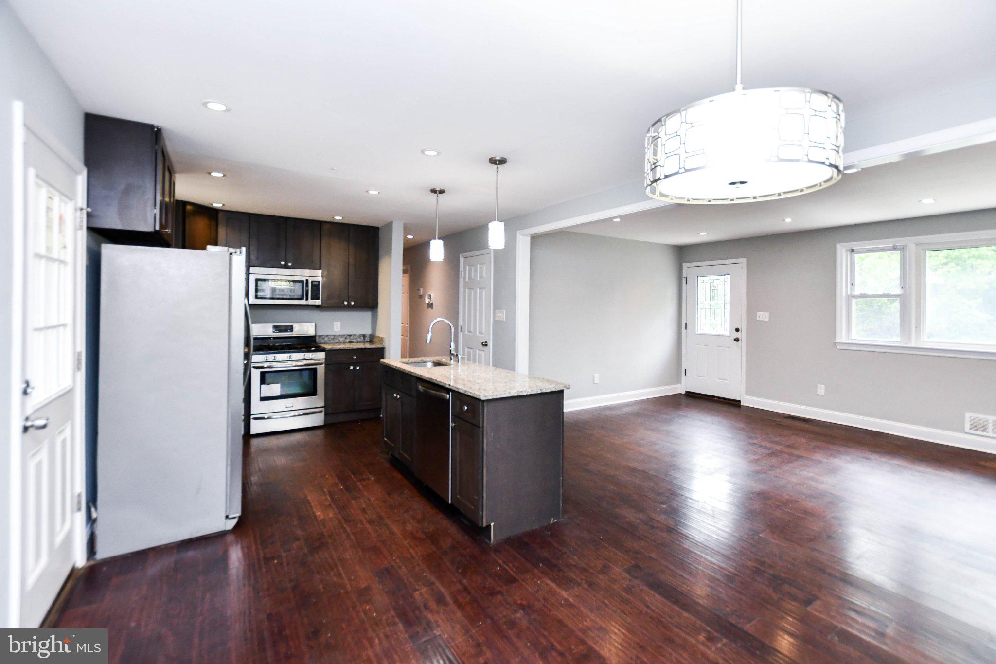 BRADBURY PARK - Residential