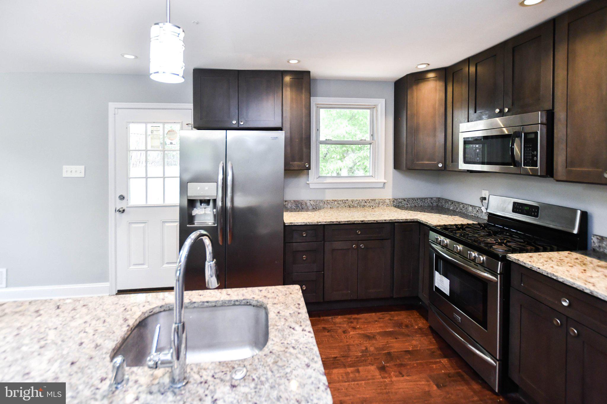BRADBURY PARK - Residential
