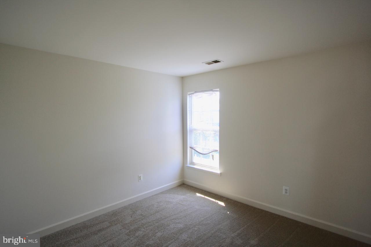 HAGERS CROSSING - Residential Lease