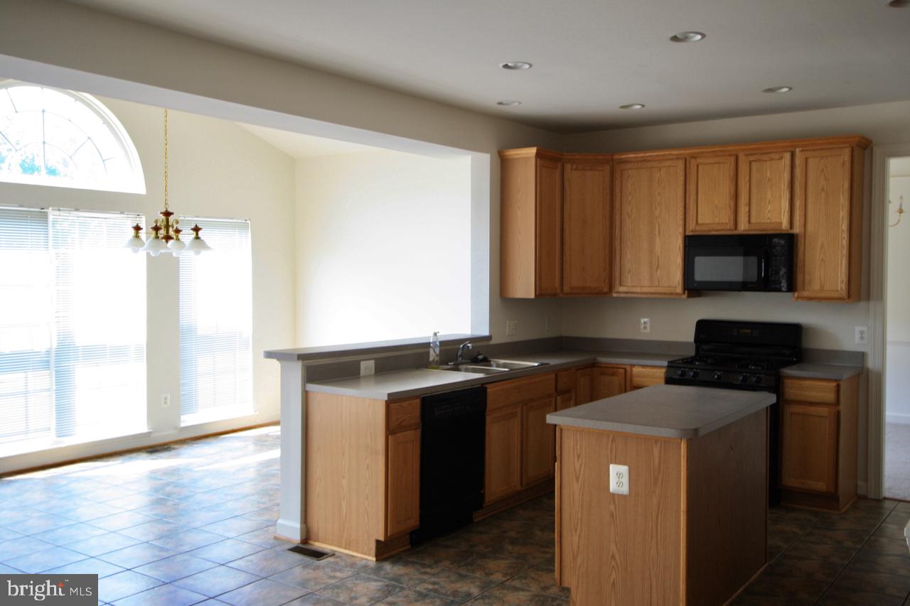 HAGERS CROSSING - Residential Lease