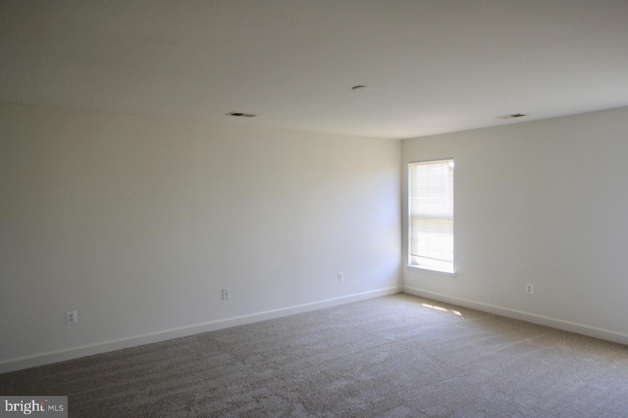 HAGERS CROSSING - Residential Lease