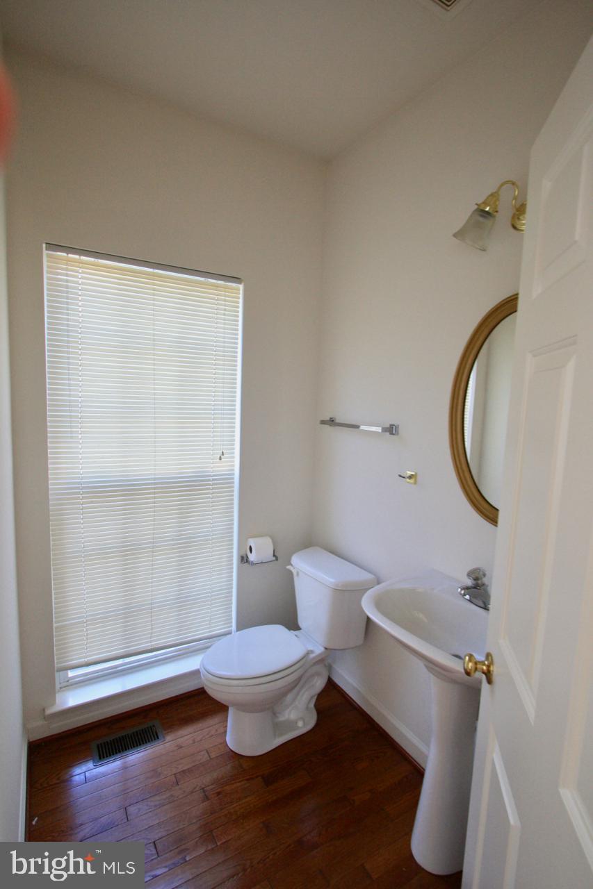 HAGERS CROSSING - Residential Lease