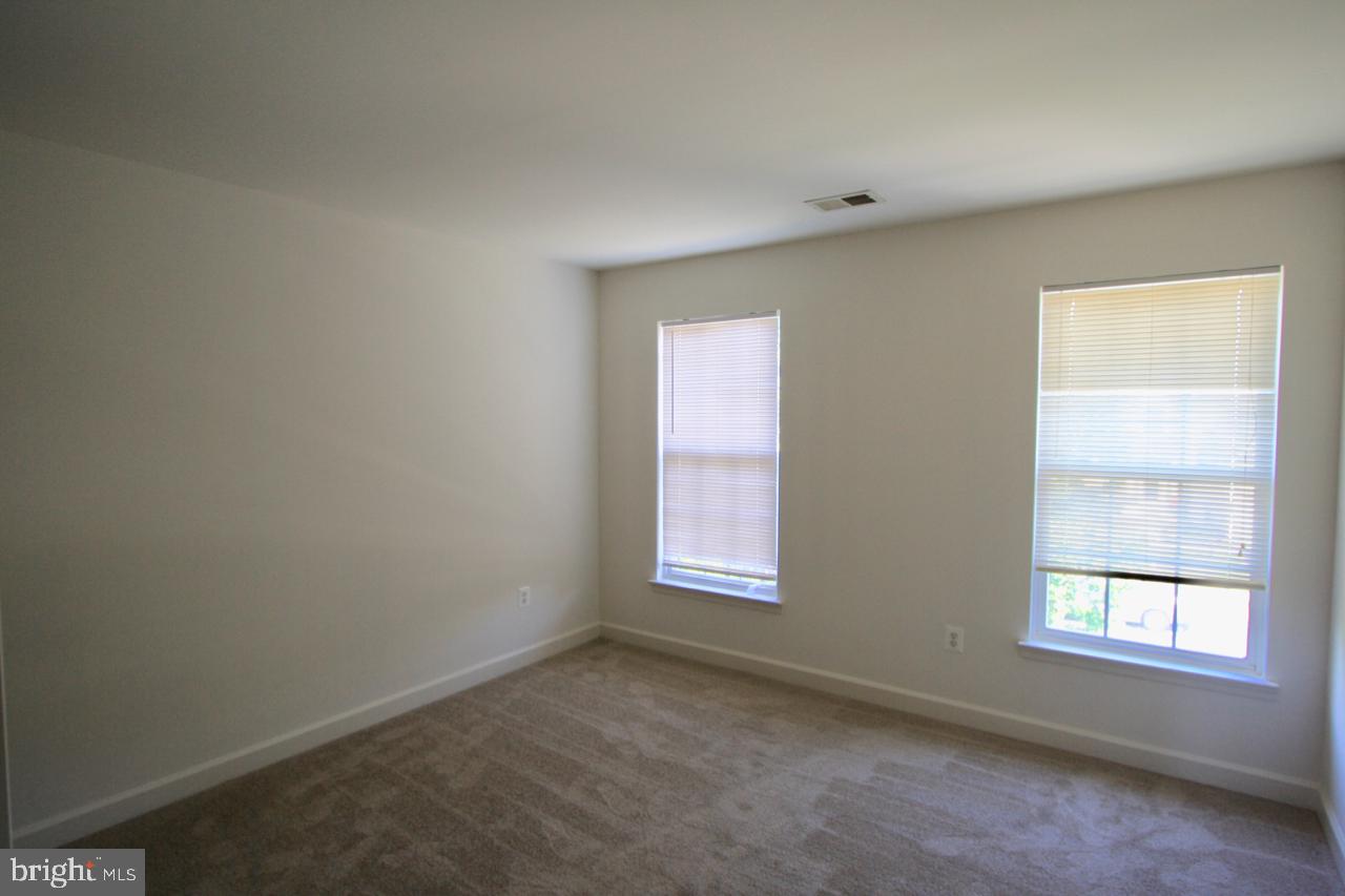 HAGERS CROSSING - Residential Lease