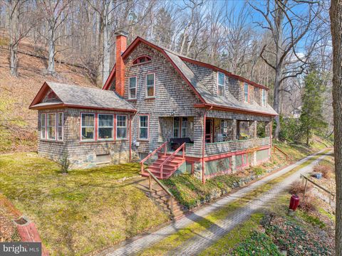 900 FRIEDENSBURG ROAD READING PA 19606