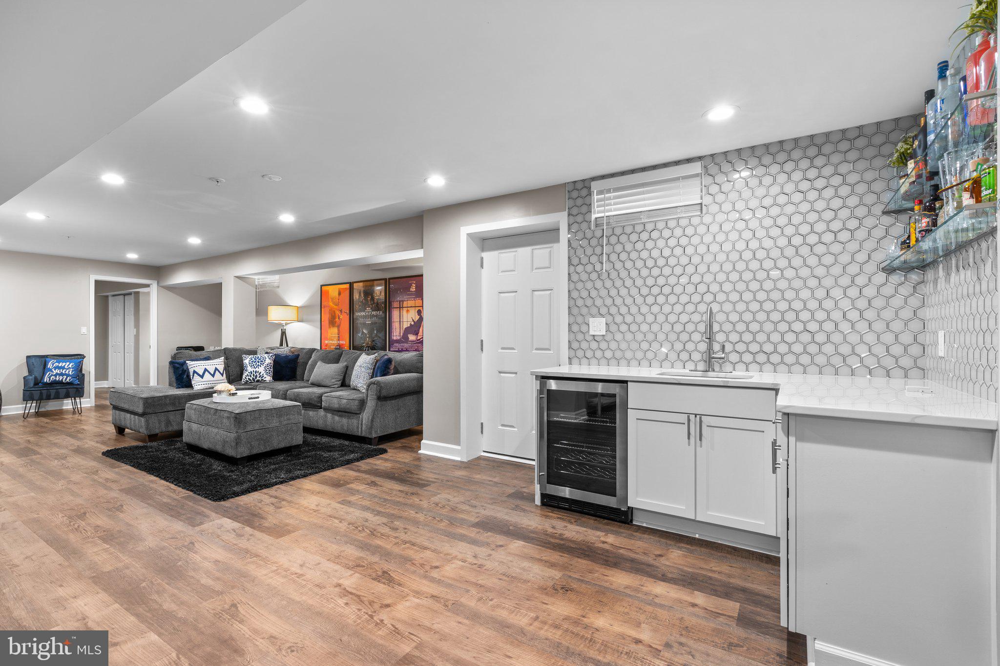 KINGSVIEW - Residential