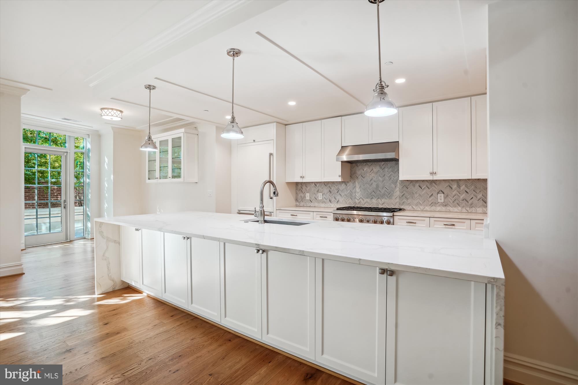 THE SIGNET - Residential