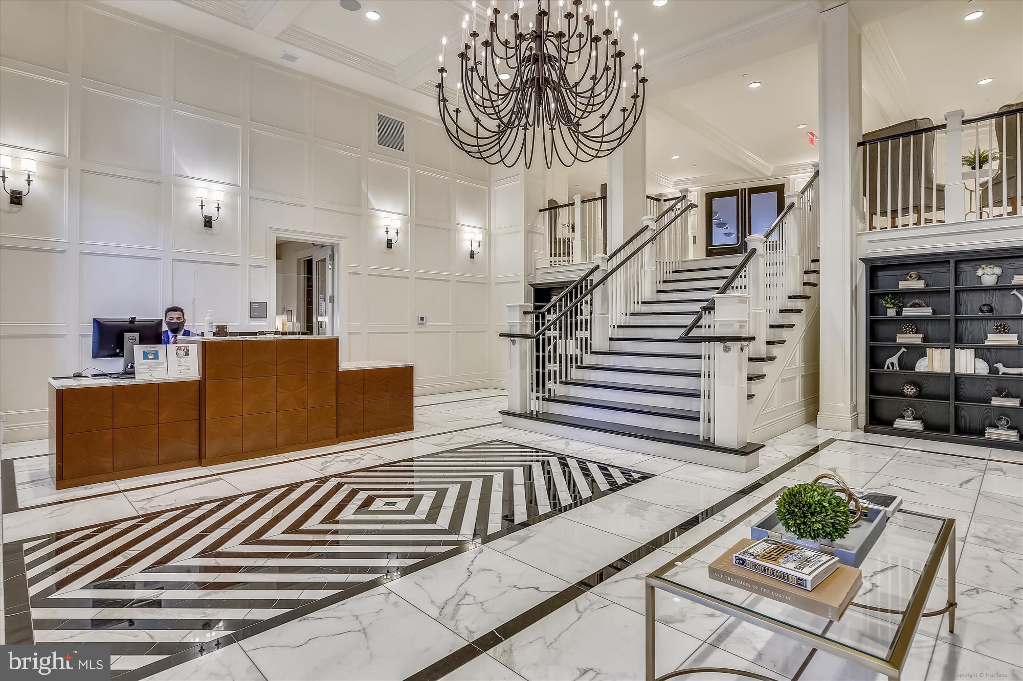 THE SIGNET - Residential