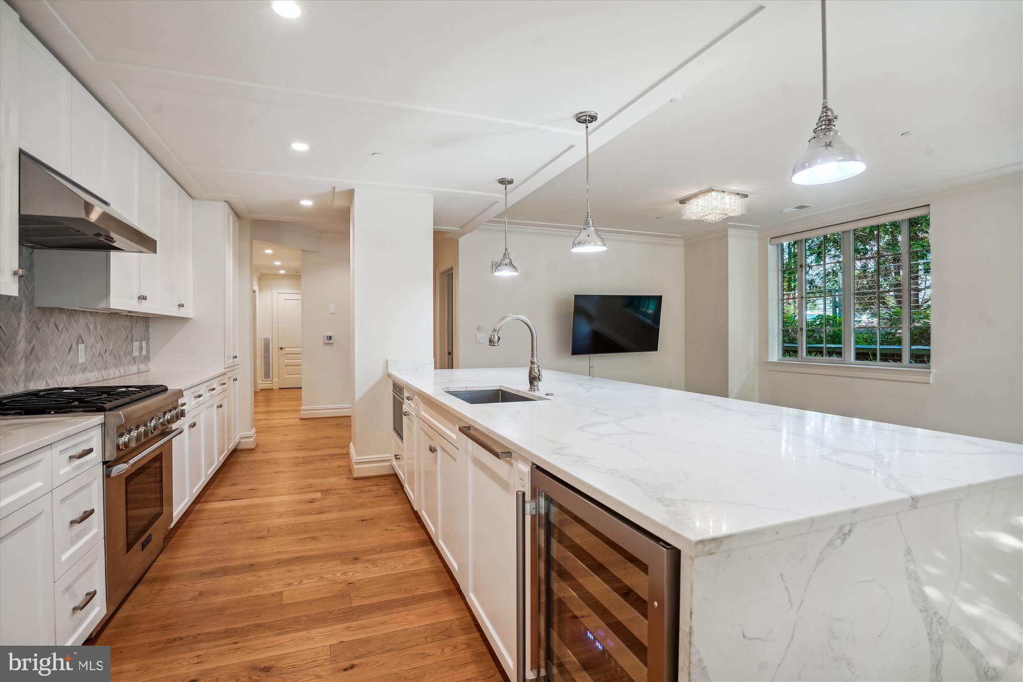 THE SIGNET - Residential