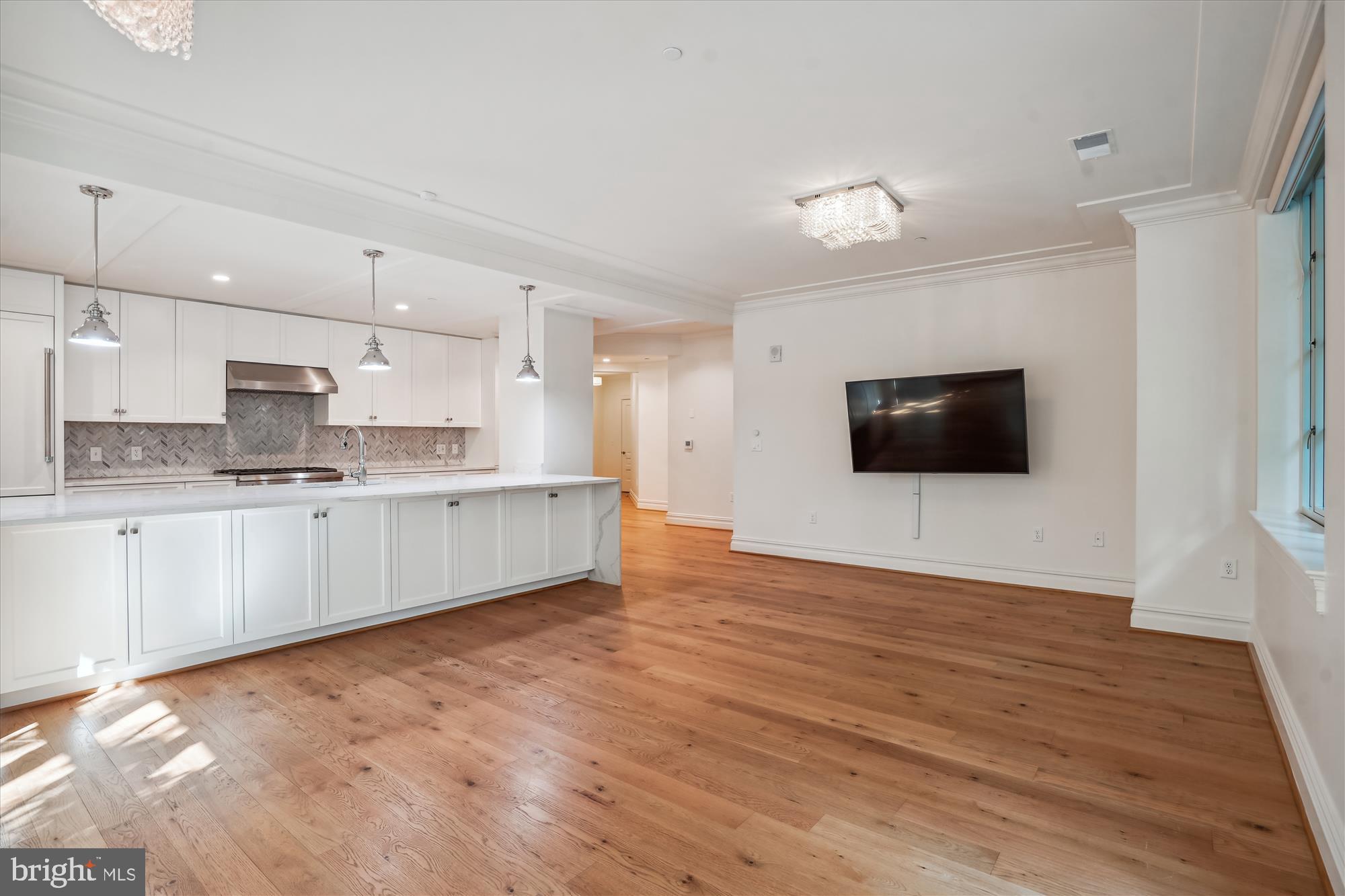 THE SIGNET - Residential