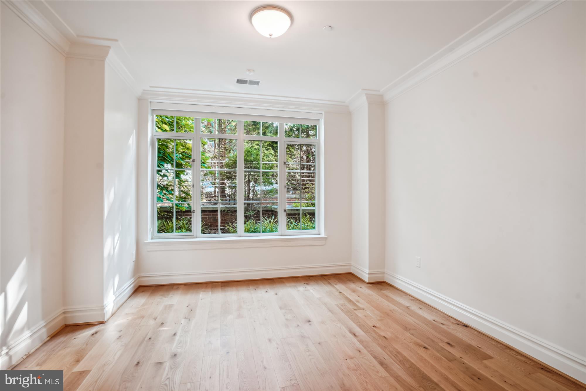 THE SIGNET - Residential