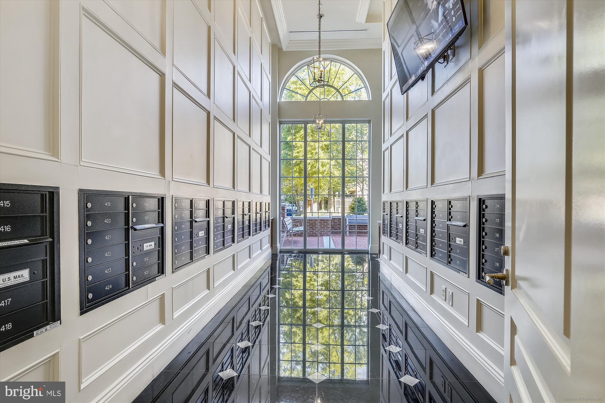 THE SIGNET - Residential