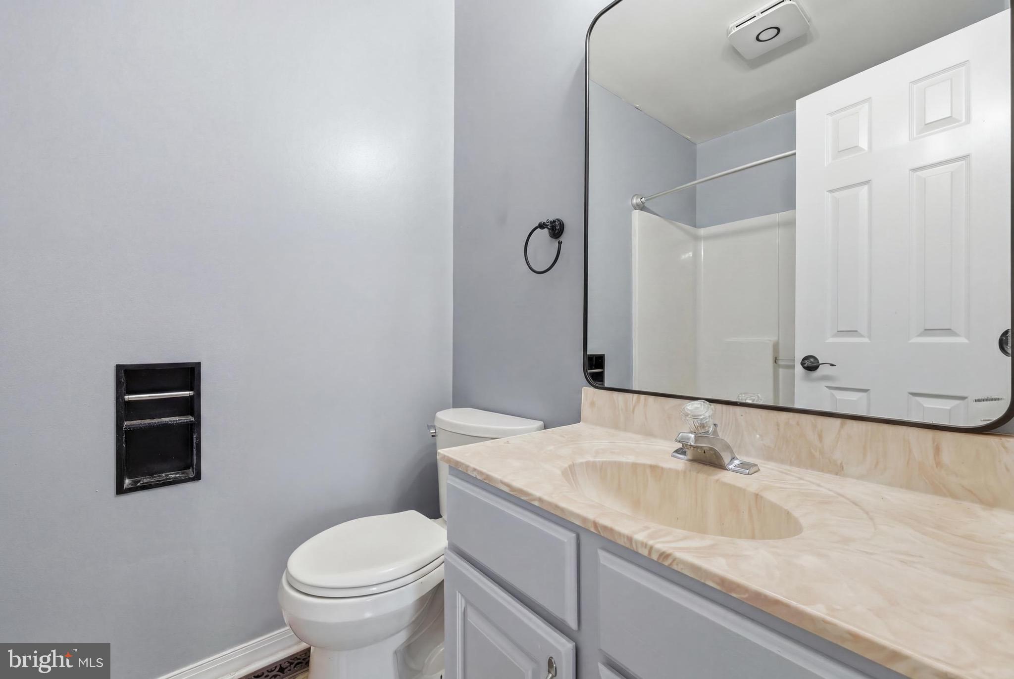 LAUREL RIDGE - Residential