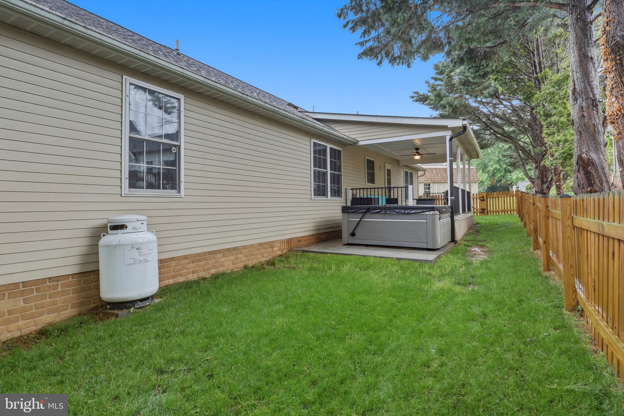 LAUREL RIDGE - Residential