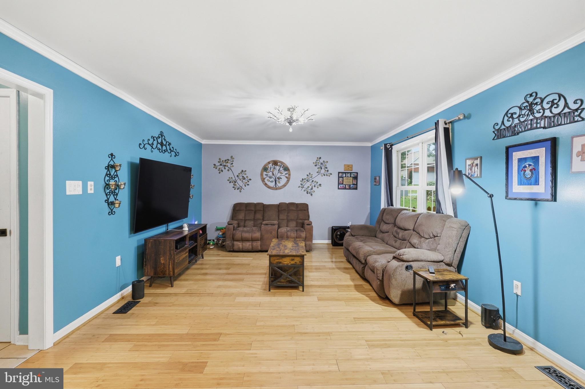 LAUREL RIDGE - Residential