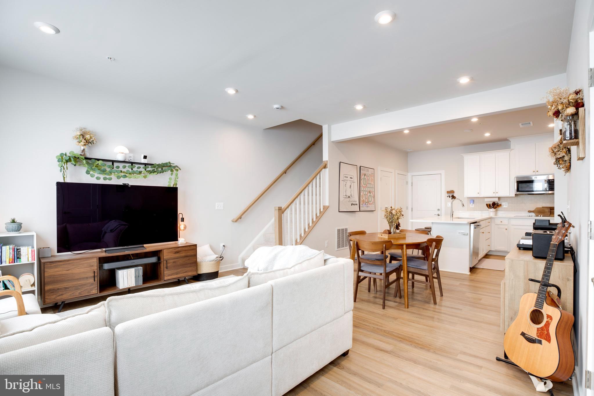 WESTFIELD - Residential