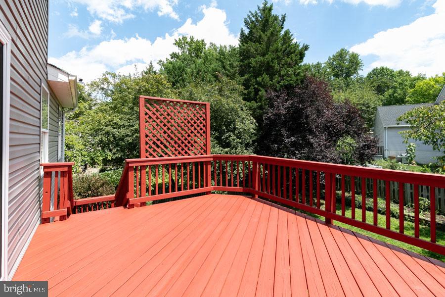 BLOOMS CROSSING - Residential