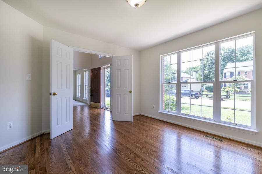 BLOOMS CROSSING - Residential