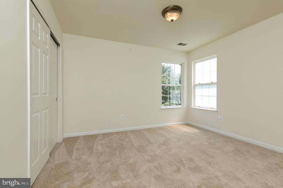 BLOOMS CROSSING - Residential