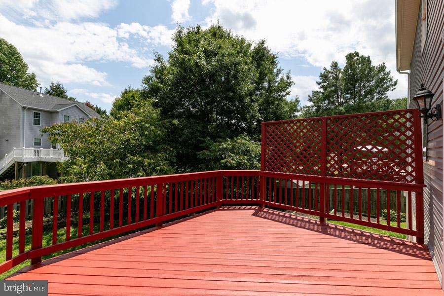 BLOOMS CROSSING - Residential