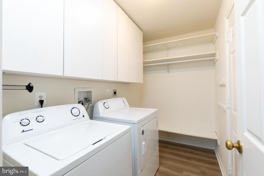 BLOOMS CROSSING - Residential