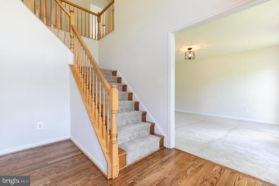 BLOOMS CROSSING - Residential