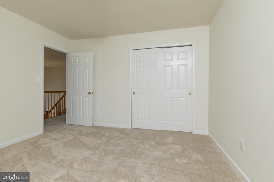 BLOOMS CROSSING - Residential