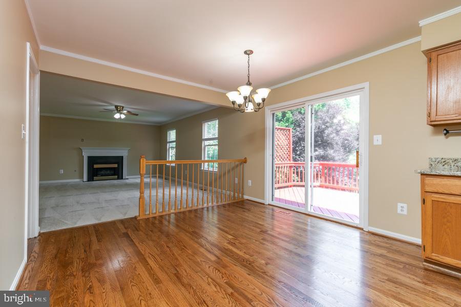 BLOOMS CROSSING - Residential